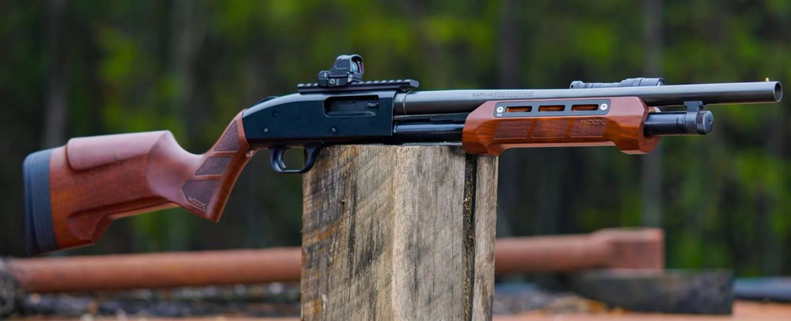mossberg 12 gauge pump wood stock